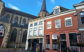 De Zevenster Kampen aan de winkelstraat